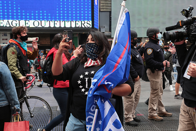 Anti-Trump : Rally : Pro-Trump : New York City : Times Square : Richard Moore : Photographer : Photojournalist